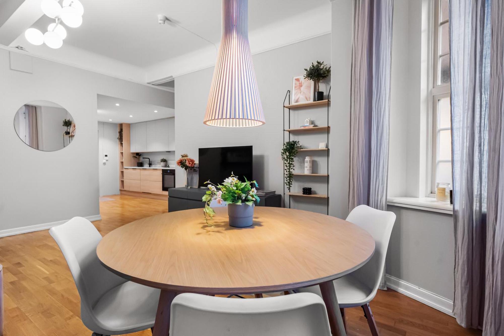 Modern - Luxury Neighborhood - 4 Pax *